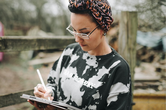 INTERNATIONAL WOMEN'S DAY: AN INTERVIEW WITH POOKY POKES
